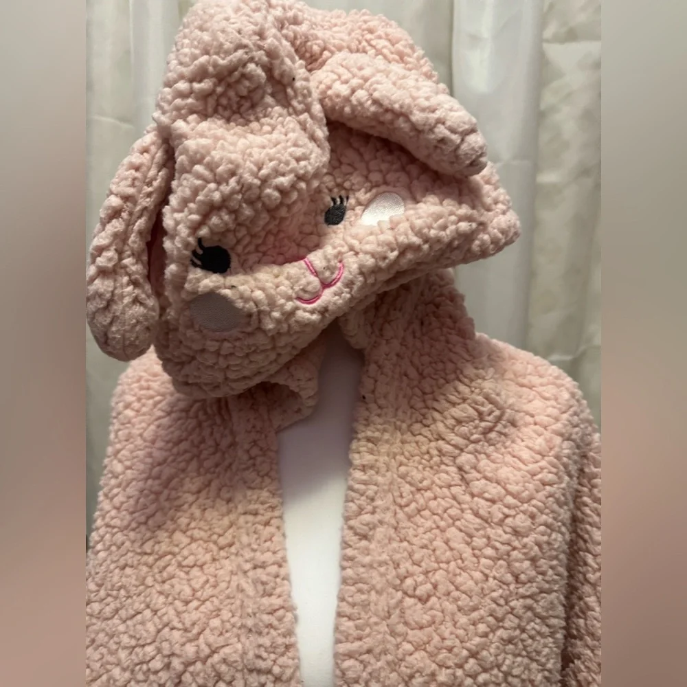 ‼️4/$20‼️ Silver Jeans Deranged Easter Bunny Blush Knit Bath Towel